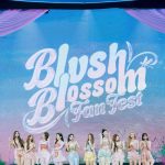 บานสะพรั่ง สดใส ทั้งฮอลล์ “มิ้ลค์-เลิฟ, น้ำตาล-ฟิล์ม, เอมี่-บอนนี่” ร่วมด้วย “วิว-มิ้ม, จูน-มิวนิค” เนรมิตค่ำคืนแสนมหัศจรรย์ เสิร์ฟโมเมนต์สะกดทุกสายตา 2 วันเต็มอิ่มจุใจ ในงาน “BLUSH BLOSSOM FAN FEST” พลังแรงเกินต้านทะยานขึ้น “อันดับ 1” เทรนด์ X ของโลก!!