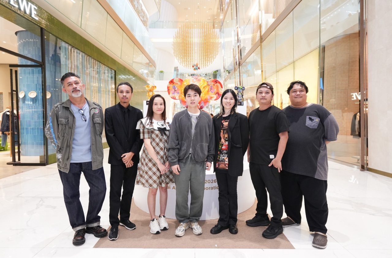 01 ศิลปินไทยนักออกแบบผลงาน NEO Art Toy_0